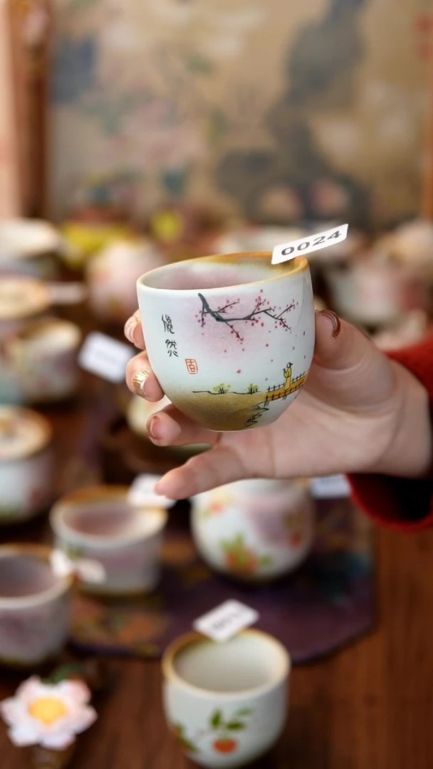 【闪购商品】瓷器悠然蛋杯0024