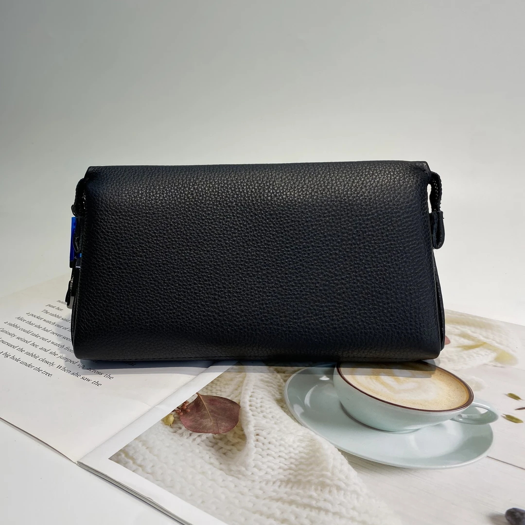 【店铺主推】高品质牛皮净版软皮密码锁经典掌中宝男士小号手拿包