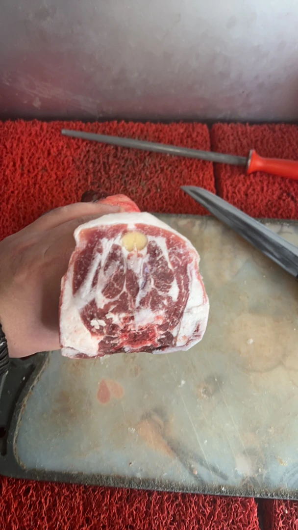 羯羊脖子火锅食材