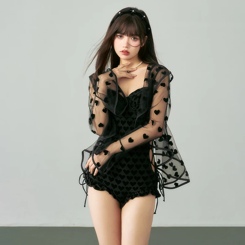 七森坊泳衣女保守遮肚显瘦泡温泉高级感防晒黑色性感连体小胸聚拢