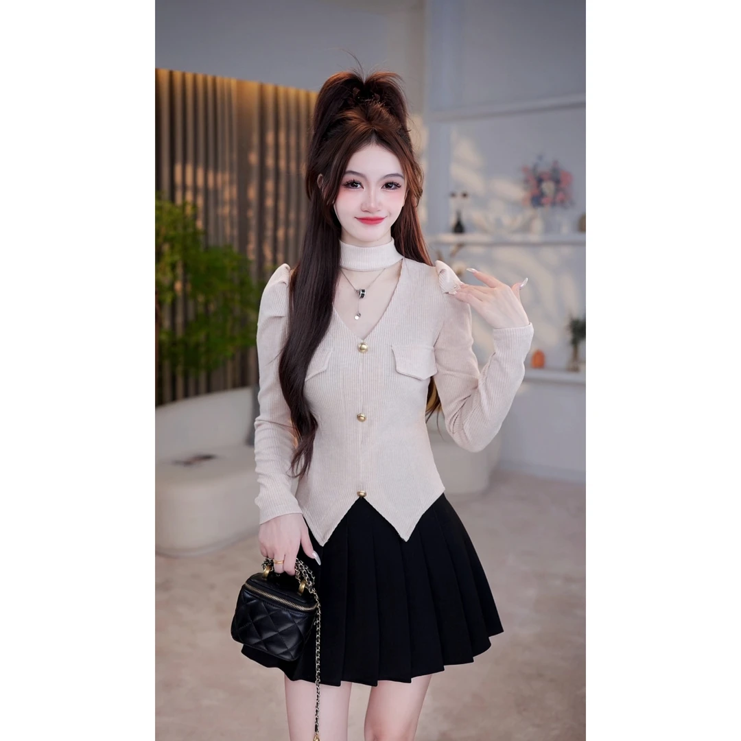 小香风V领挂脖长袖T恤女早秋季新款洋气减龄修身显瘦上衣