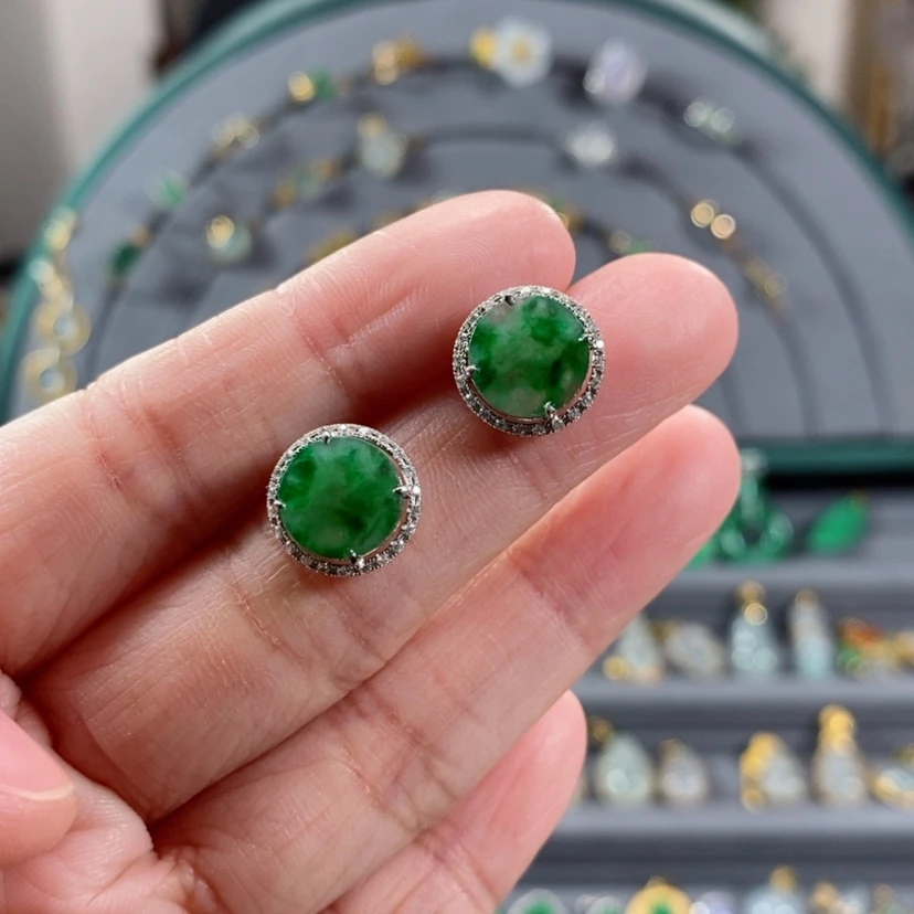 【闪购商品】翡翠耳饰18K金镶嵌✨****ヾ