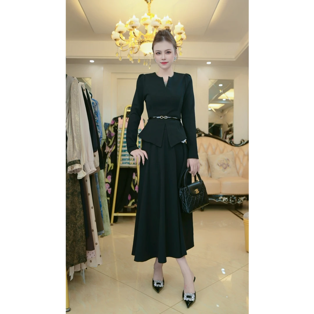 梦想服饰梦想服饰2024新款超级火爆两件连衣裙上班必备101