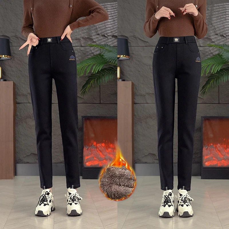 加绒加厚弹力牛仔妈妈裤休闲冬季新款高腰显瘦宽松百搭直筒长裤