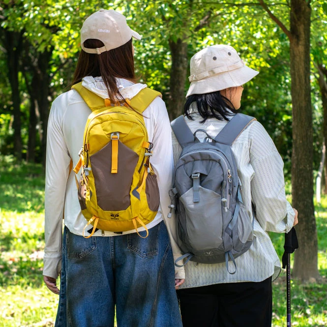 江麒运动背包大容量登山包多功能徒步防水书包轻便户外旅游双肩包