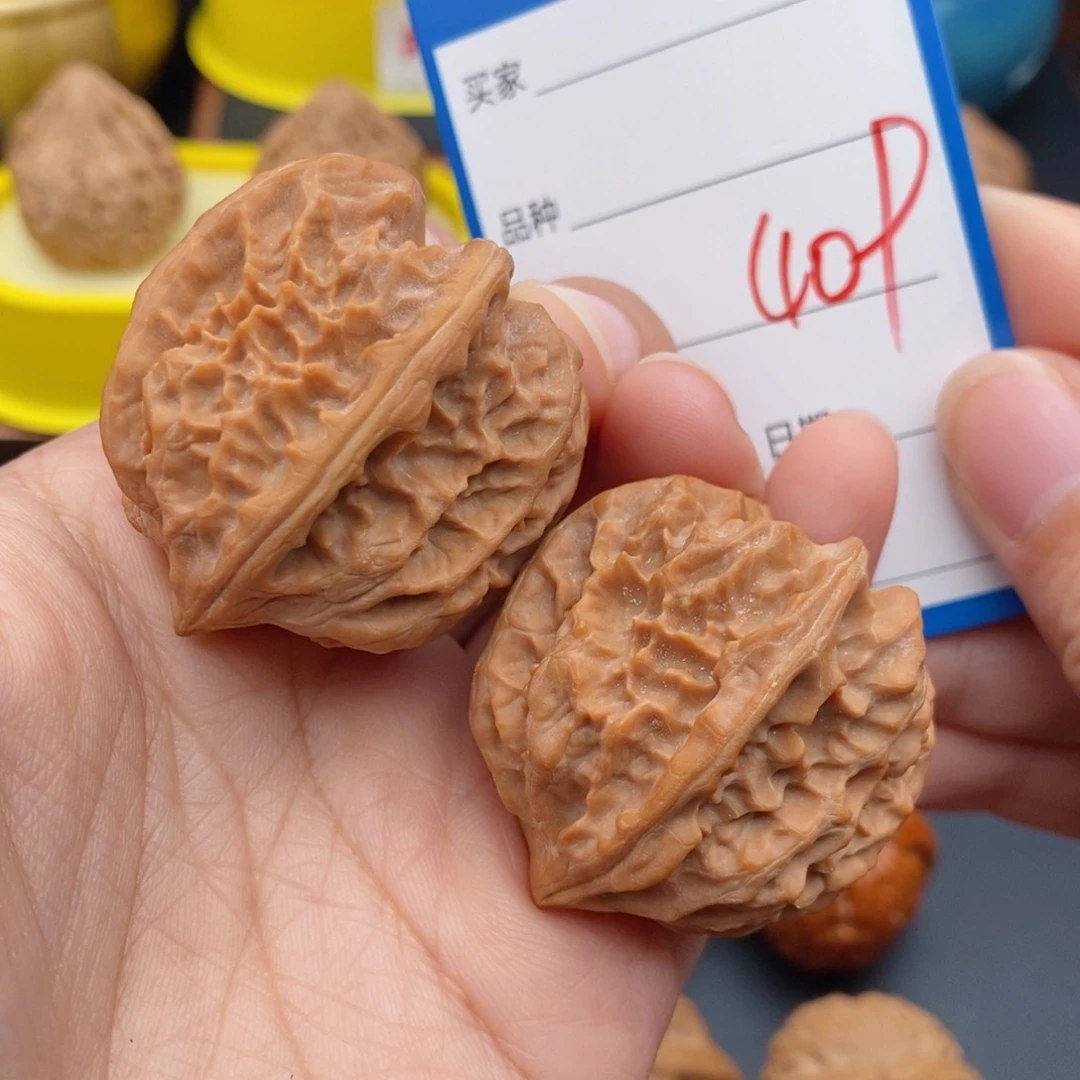 文玩核桃把件大龙