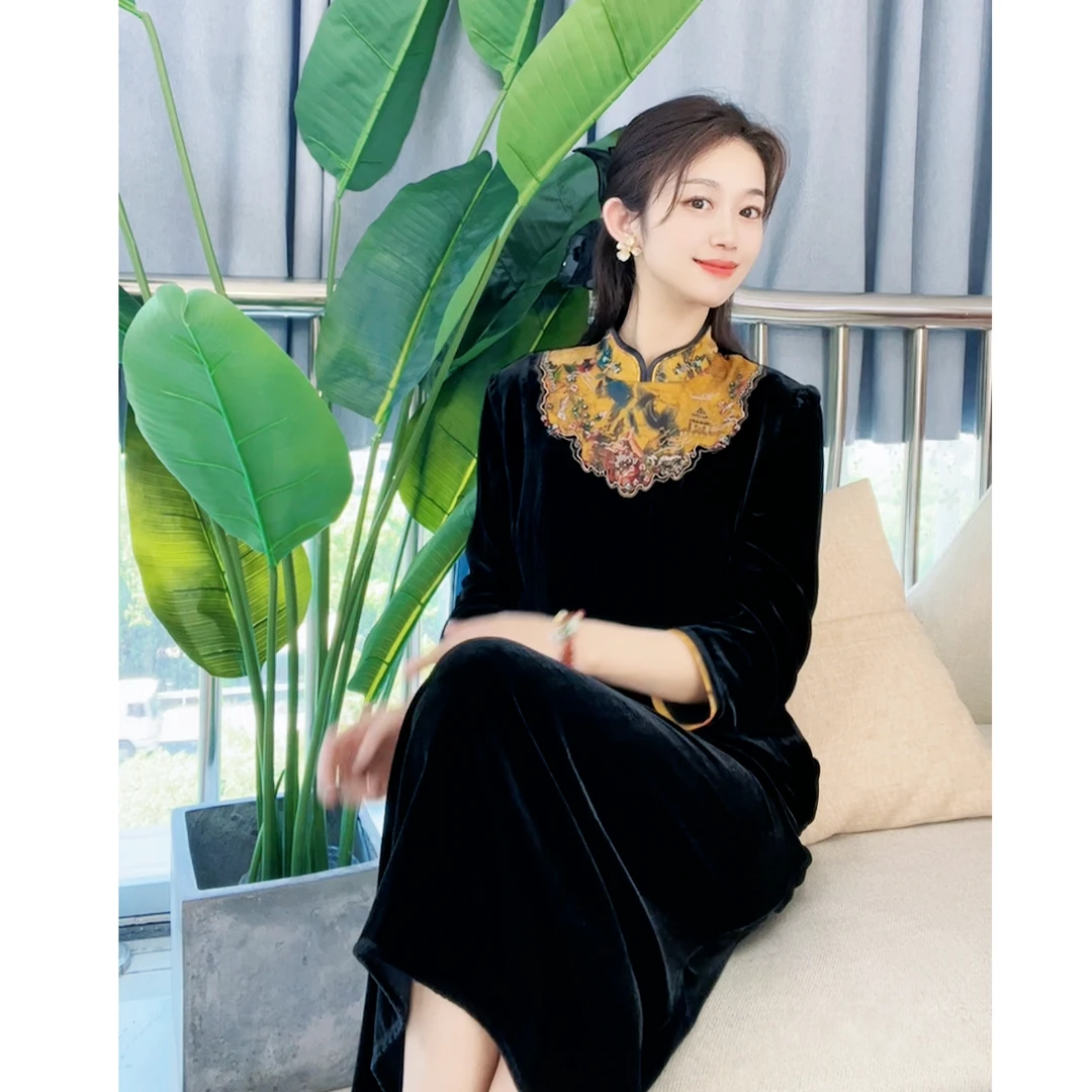 DY1068樱美嘉高定款钉珠桑蚕丝真丝丝绒连衣裙国风时尚气质复古