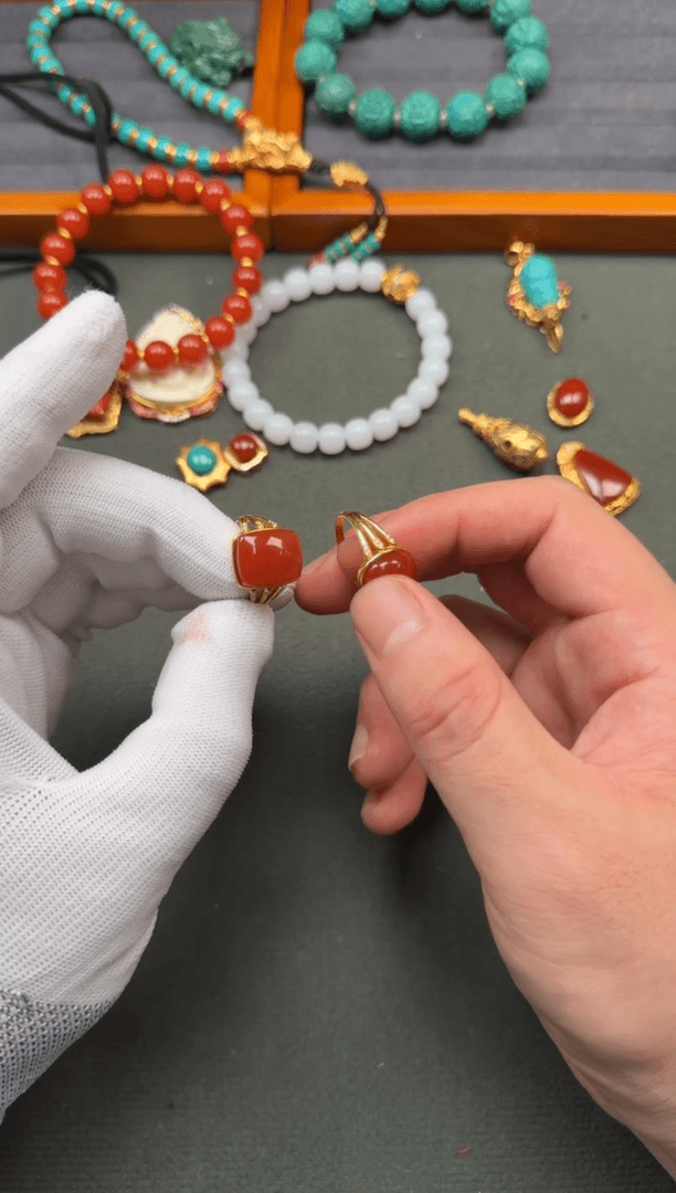 【闪购商品】南红玛瑙戒指18K金镶嵌戒指