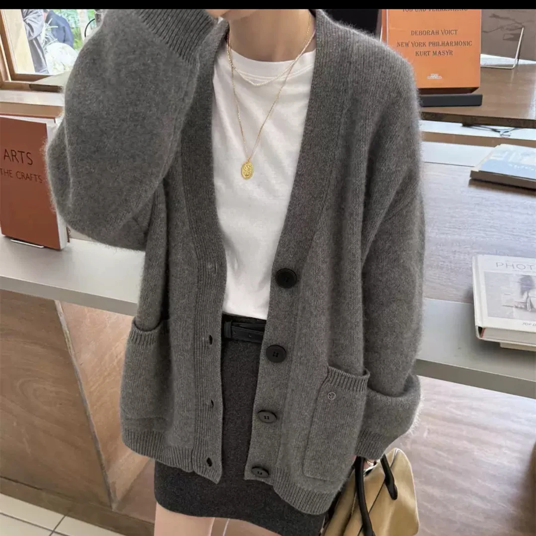 时尚欧货慵懒风V领排扣大口袋落肩浣熊绒毛衣开衫666