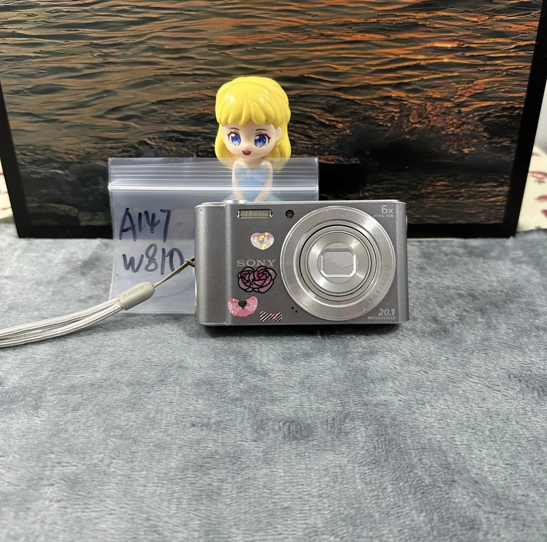 索N尼w810 二手ccd数码相机 2000万像素 6倍光学变焦