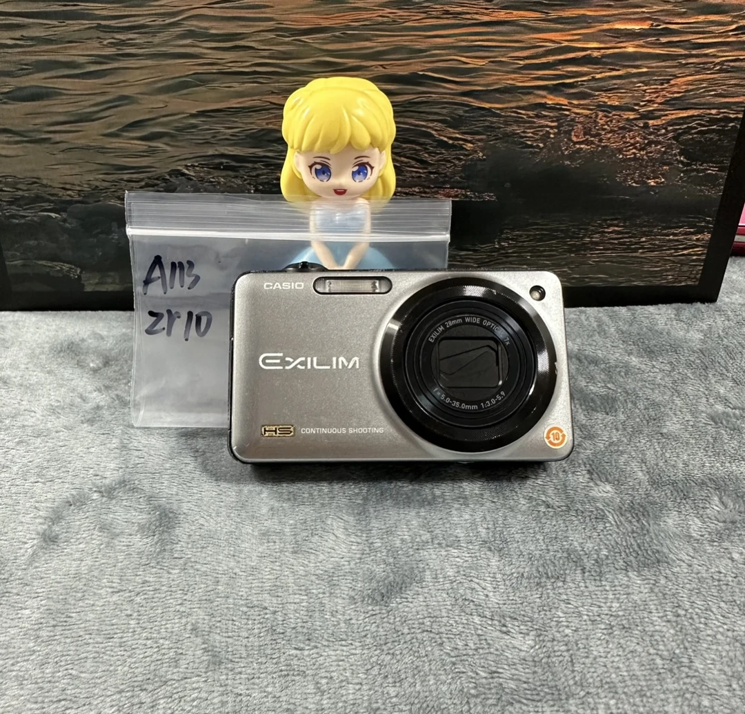 卡西欧zr10 二手ccd数码相机 1210万像素 7倍光学变焦