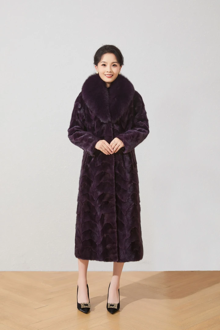 【品千姿】富贵紫水貂 狐狸毛领 洋气显瘦 B01