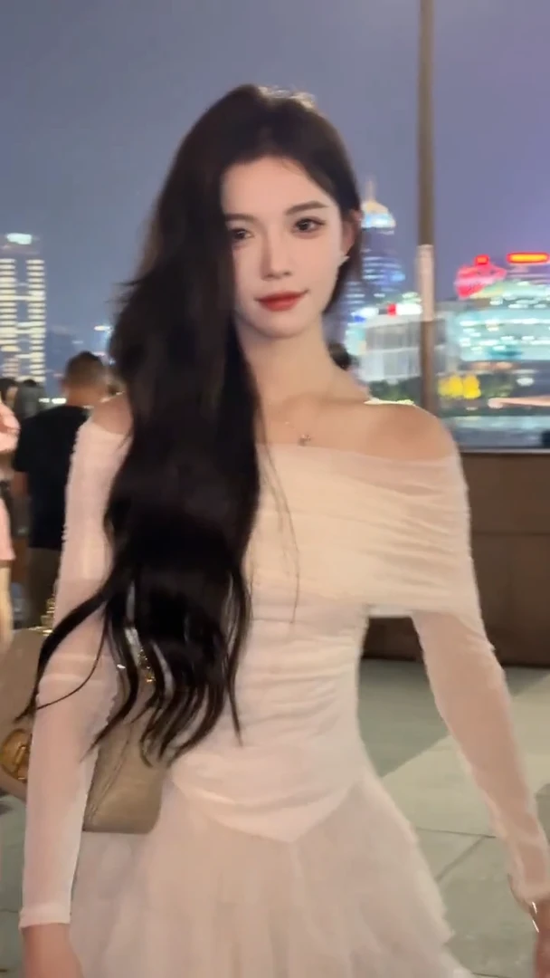 2024秋季新款纯欲辣妹一字肩修身显瘦上衣搭芭蕾风蛋糕半身裙套装