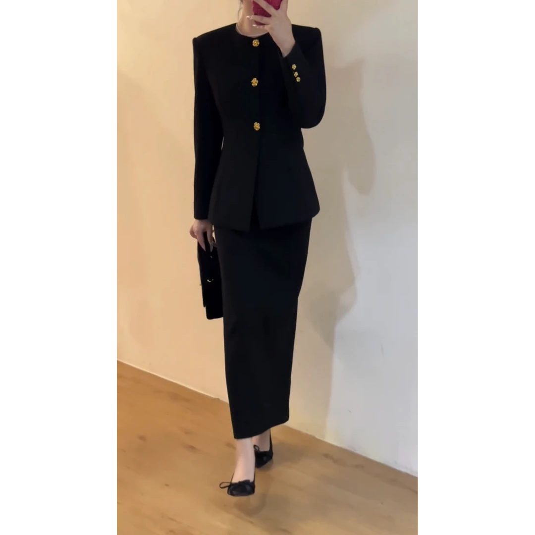 2024秋冬新款富家千金感穿搭套装黑色小香风外套搭A字半身裙套装