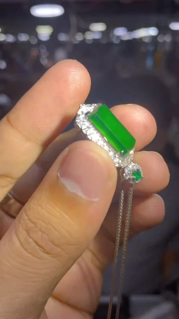 【闪购商品】定制翡翠银S925镶嵌现场收货不退不换多样性发/99150