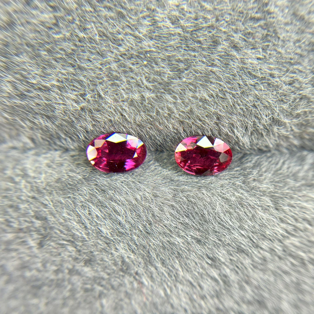 无烧鸽血 4.5x6.5mm 红宝石