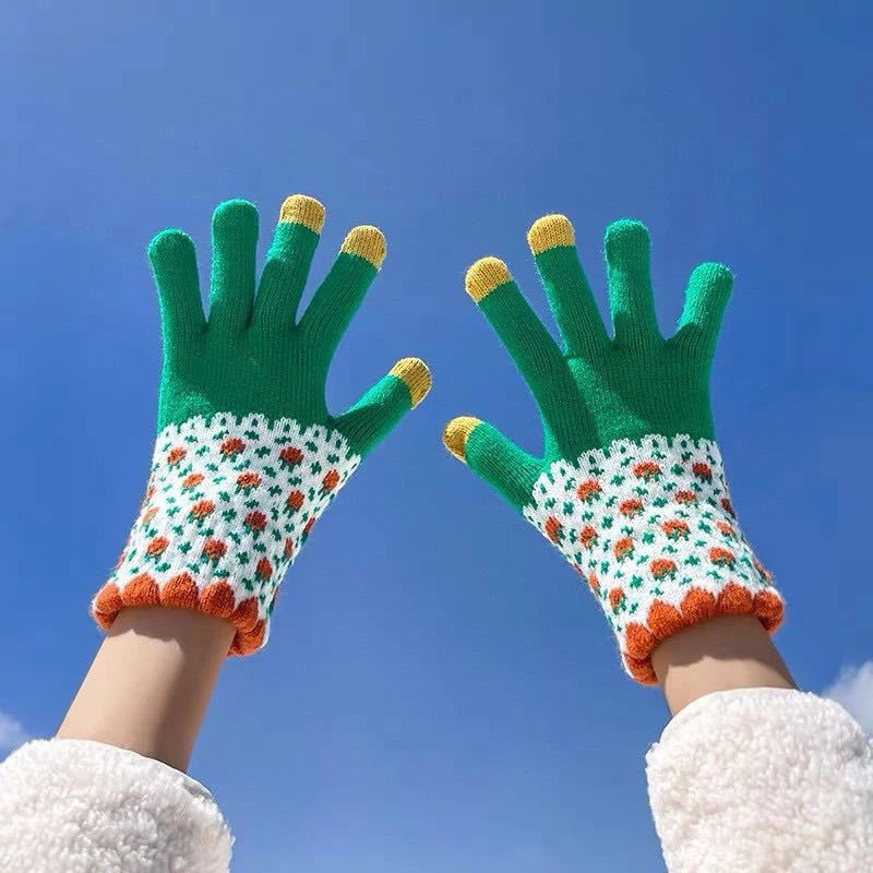 新款手套冬天保暖可爱冬季针织女士加绒骑车防风针织触屏手套