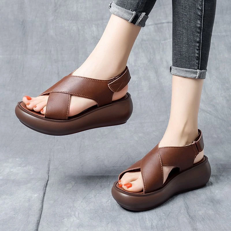 真软皮凉鞋女2024年新款夏季厚底百搭平底坡跟复古休闲交叉罗马鞋