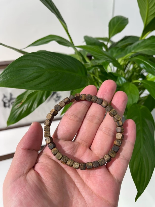 四方珠 5mm 国香棋楠沉香 5克 无工艺 不抹油 不泡油 不压油