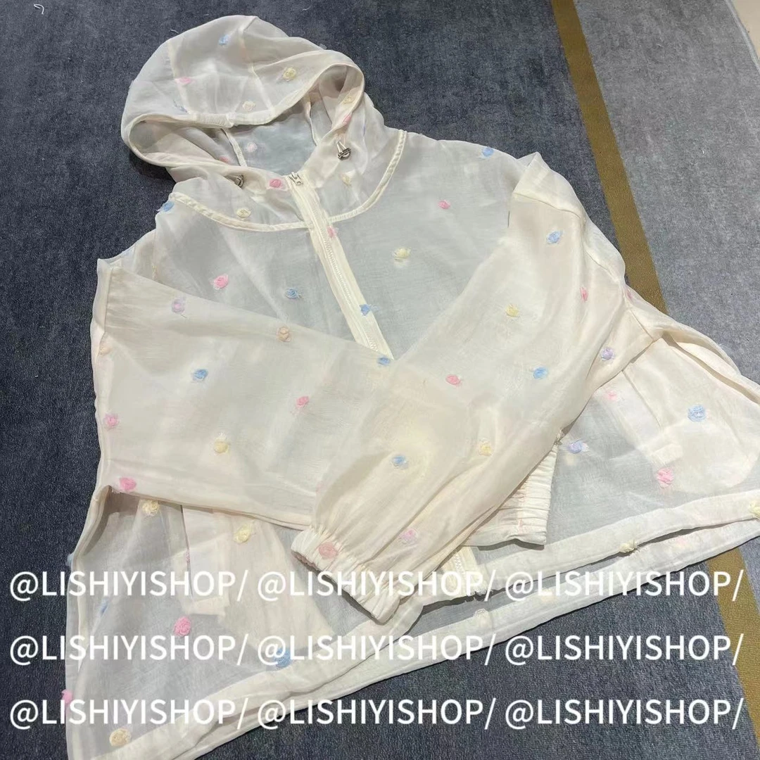 【小甜豆】立体花朵图案连帽防晒外套★ 207-1