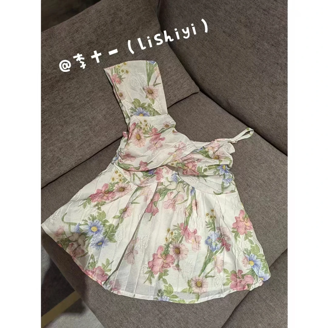 【印花吊带】吊带碎花不规则上衣★