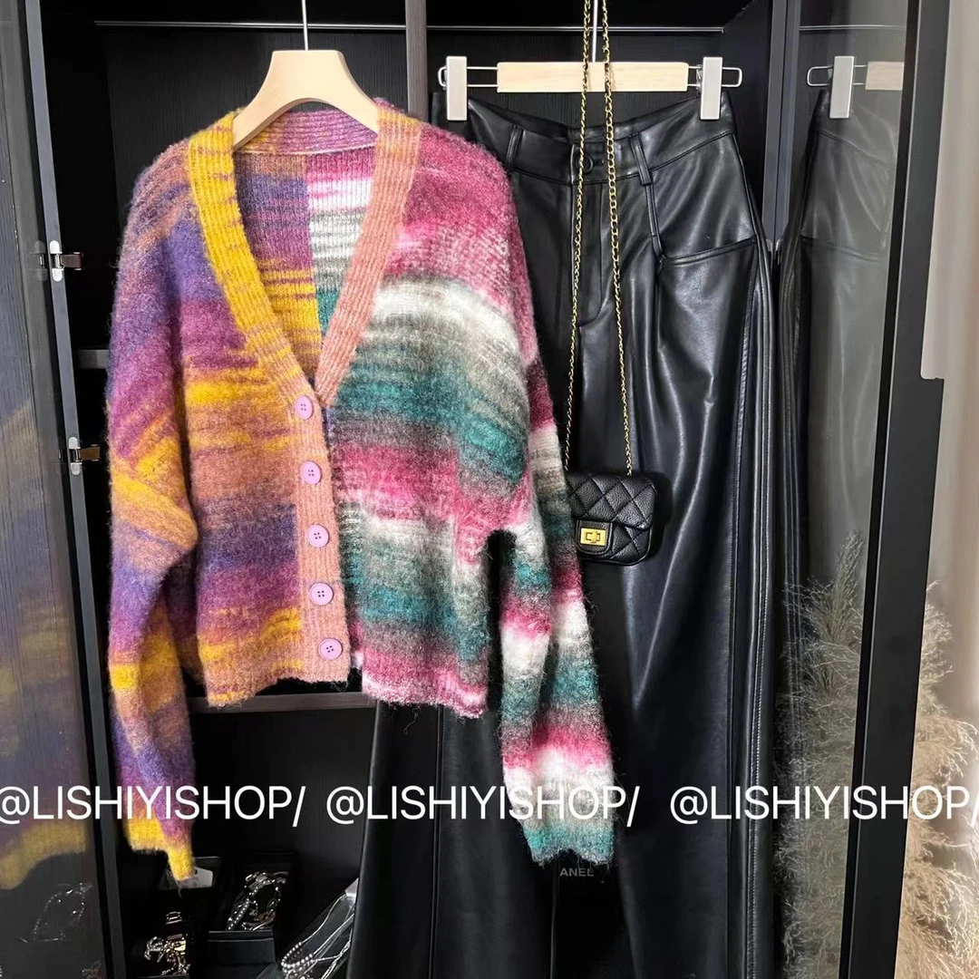 【晕染彩虹】V领软糥单排扣多彩开衫条纹毛衣5161