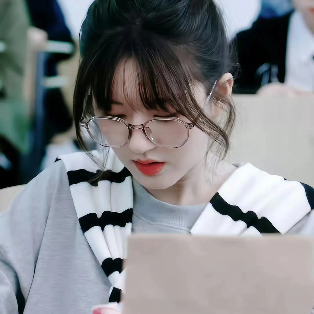 小黄车100号-纯钛眼镜框拍下截图留言备注可配镜片