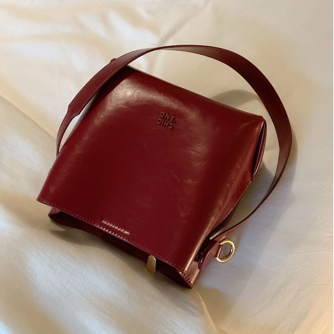 南风×Chio2nd 水桶包包 新款通勤红色单肩斜挎婚