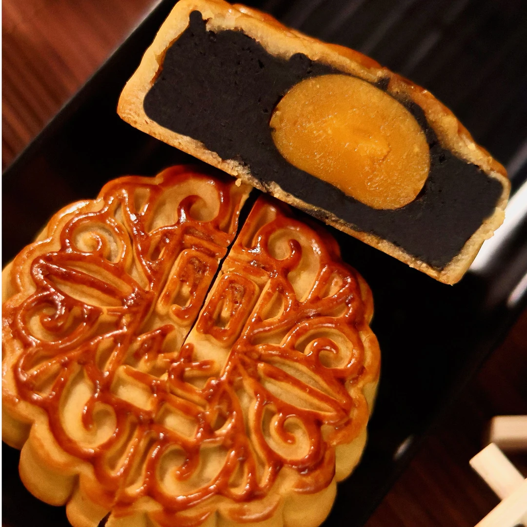 丽华咸蛋黄黑豆沙  非遗传统包装手工广式月饼 现做现发顺丰直达