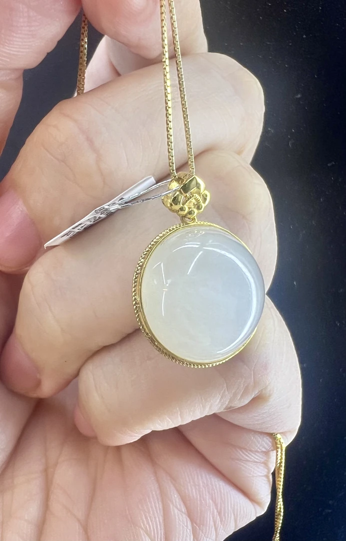 藕粉圆珠18k金镶嵌天然和田玉老料挂坠