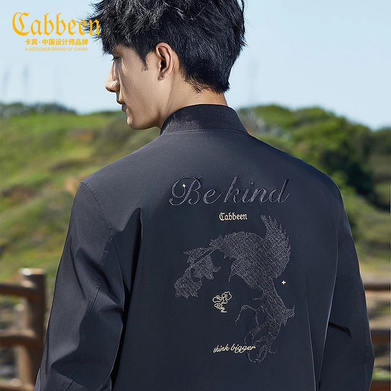 【喜鹊水溶绣】卡宾男装金线刺绣保暖夹克秋新款潮流外套3243138002