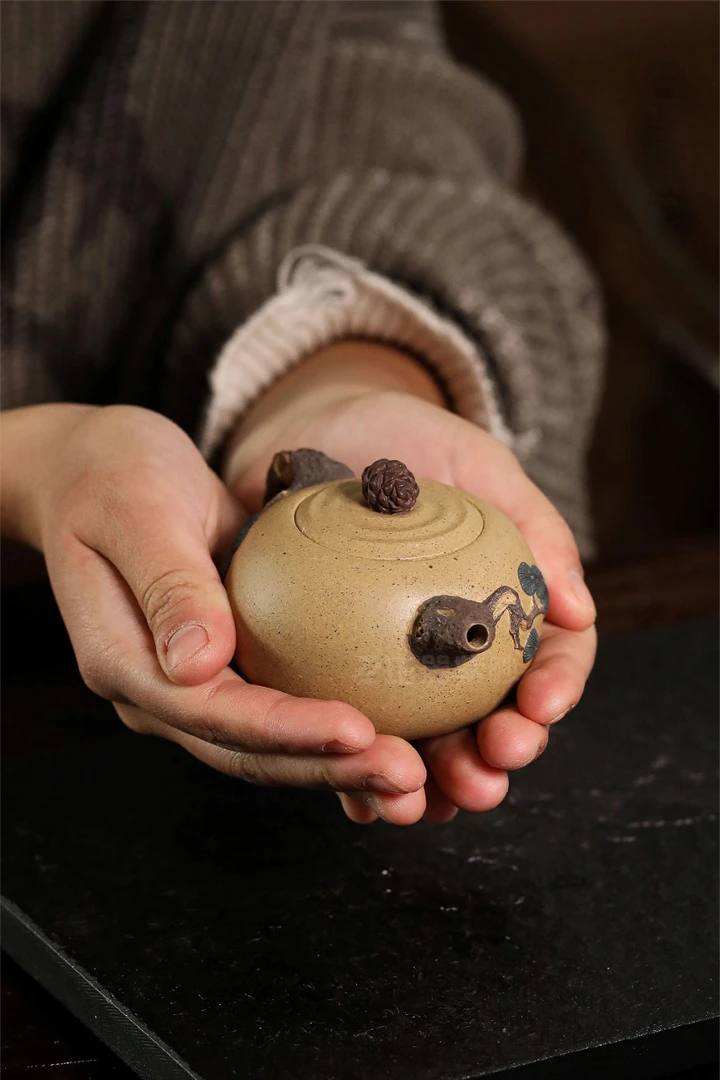 花器闵丽琴  天池 段泥 140cc 半手工