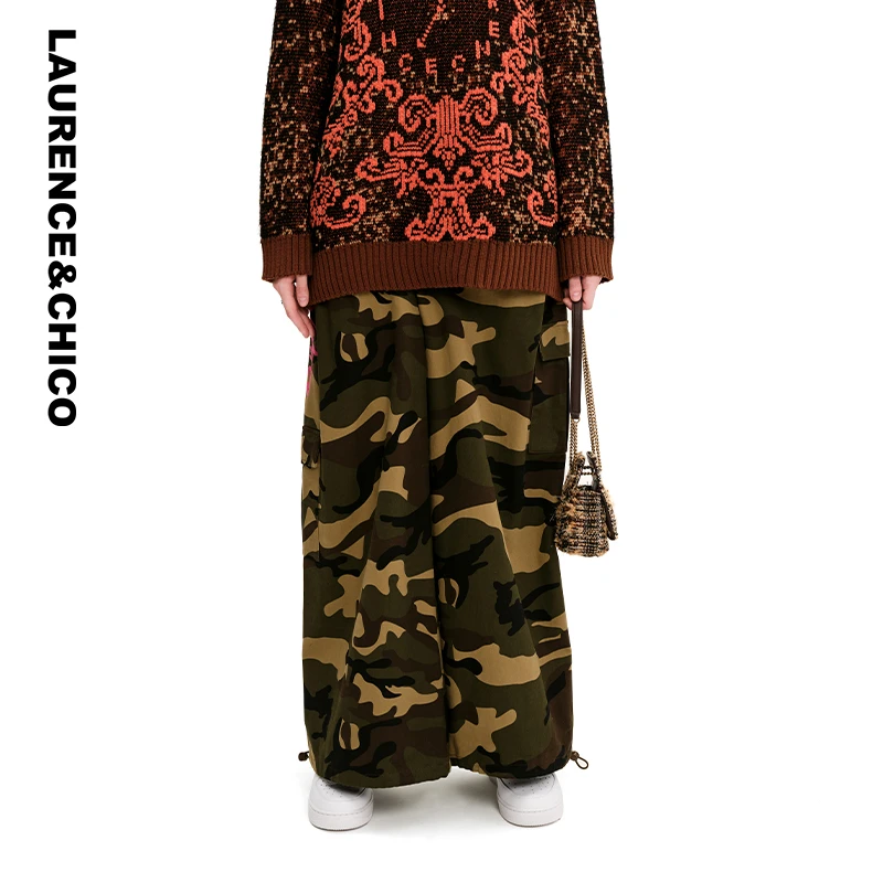 LAURENCE & CHICO运动显瘦迷彩直筒工装阔腿裤军绿C3AQ10115005