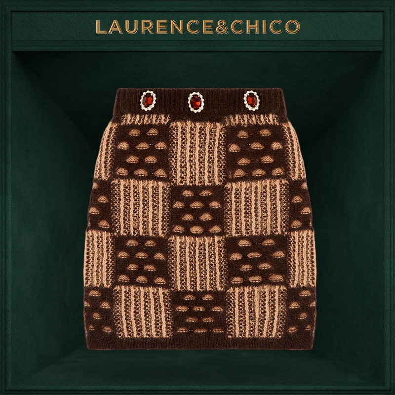 LAURENCE & CHICO冬季时尚钻饰棋盘格棕色针织半裙D2AQ20116105