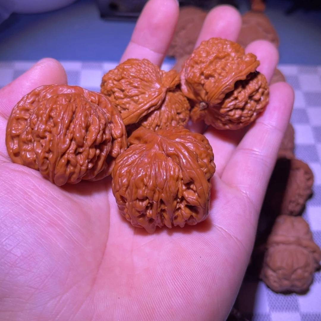 【闪购商品】文玩核桃吊坠尕*勒