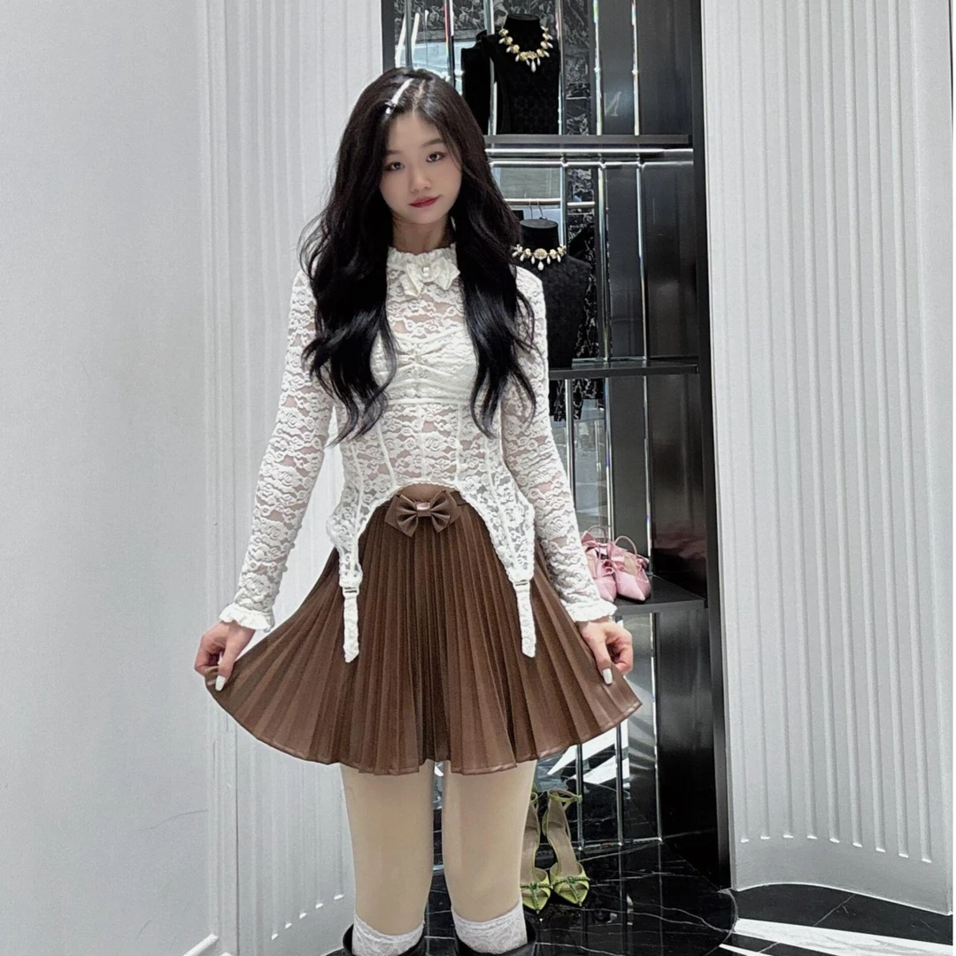 2024秋冬新款设计感不规则长袖打底蕾丝衬衫上衣女显瘦百搭