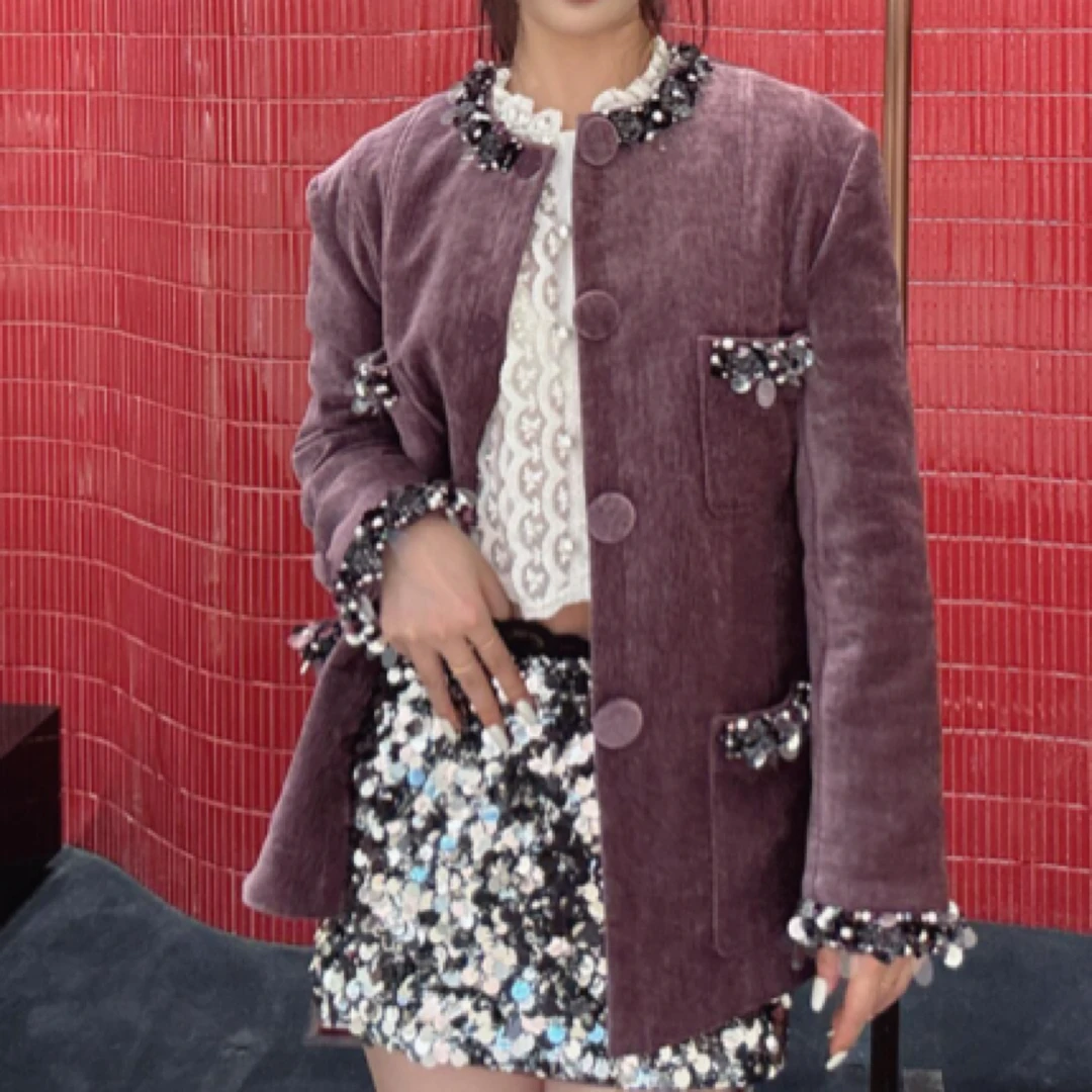 2024秋冬新款复古老钱风保暖上衣高级感重工钉珠丝绒外套