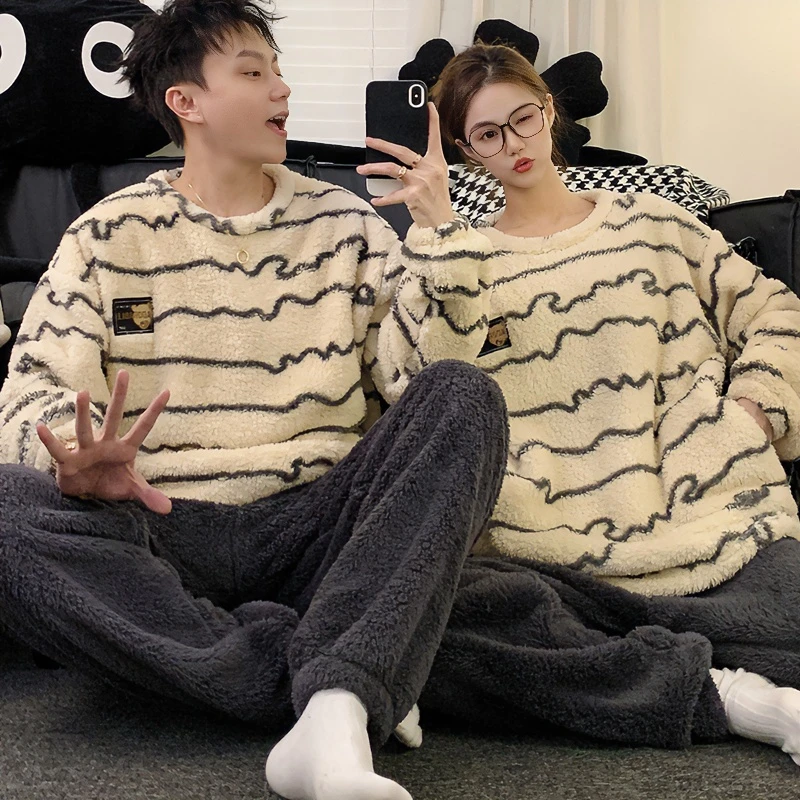 新款情侣睡衣女珊瑚绒冬季韩版睡衣男士加绒加厚简约法兰绒家居服