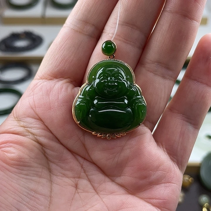 和田玉（碧玉）颈饰18K金镶嵌