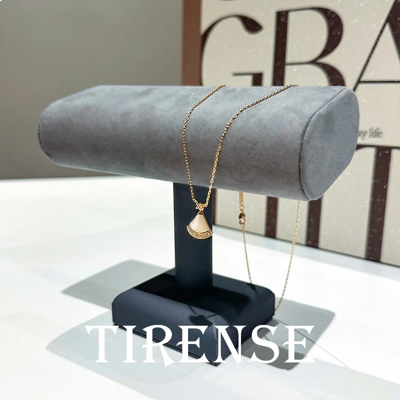 铜合金项链 裙子轻奢精致百搭小巧项链-AM