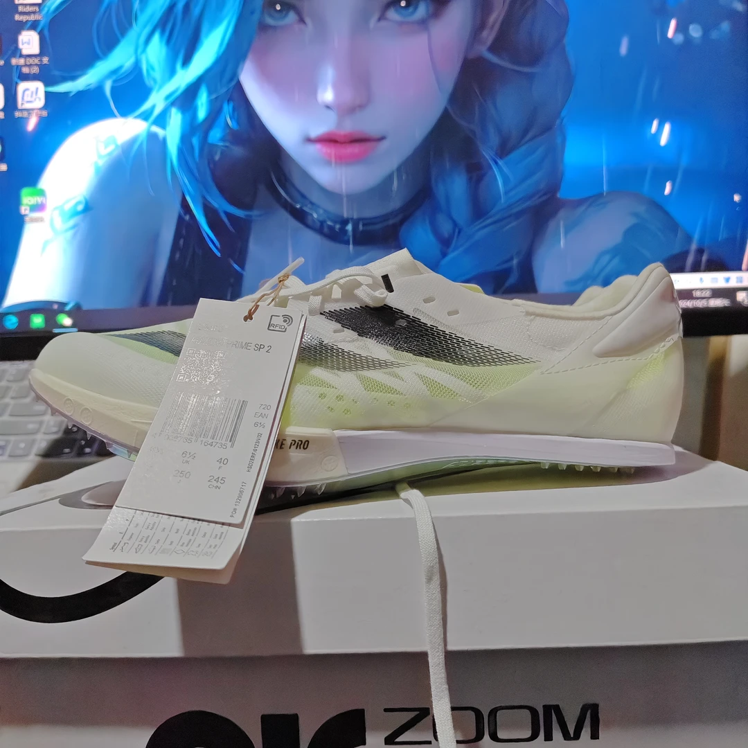 编号358  Adidas全新大蝉翼二代40码钉鞋低帮