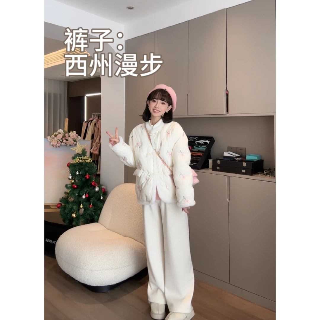 maodan/猫单【花雪粉黛】娜娜的孕期穿搭/孕妇装秋冬时尚洋气羽绒服