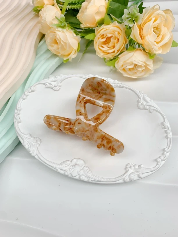 8cm简约小又子气质醋酸抓夹ins发夹女新款高级感后鲨鱼夹发卡韩版