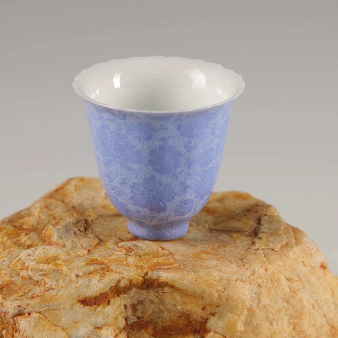 景德镇粉彩手工扒花淡紫色 主人杯 铃铛杯