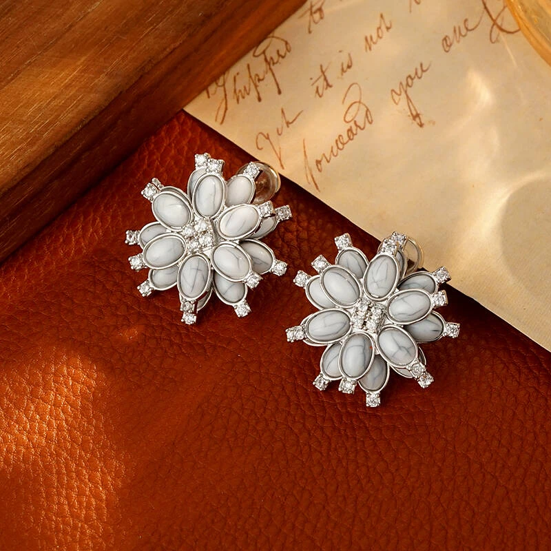 铜合金合成锆石耳饰 5782【巴黎之行】轻奢重工立体双层花朵耳环