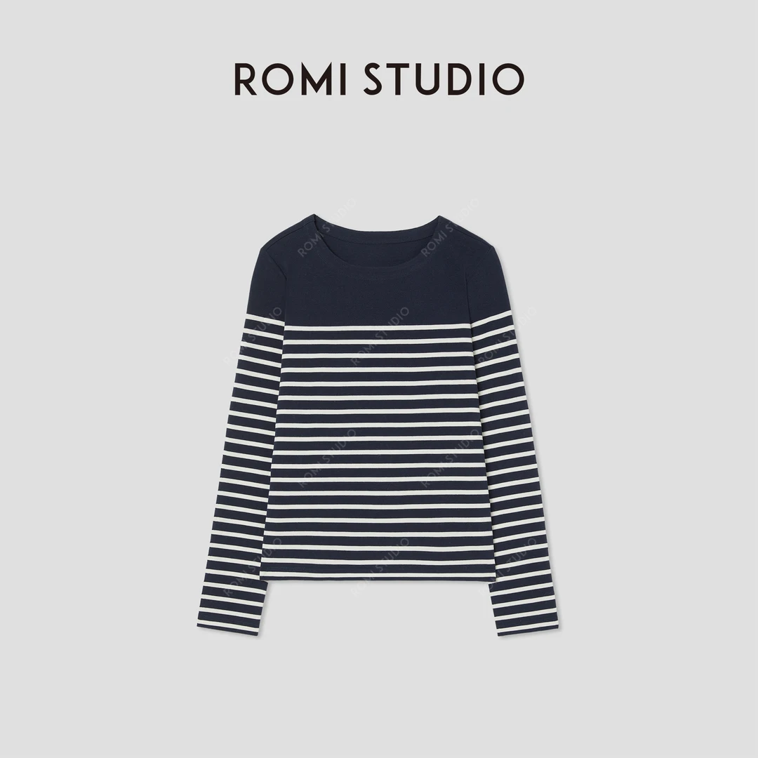 ROMI STUDIO“经典复古”100棉蓝白条纹宽松圆领长袖T恤RW24ASZ0345