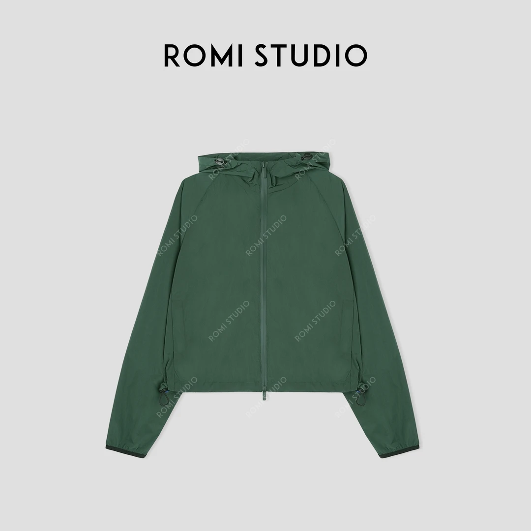 ROMI STUDIO “伴行山野” 轻量化插肩袖连帽户外外套24SSW1013