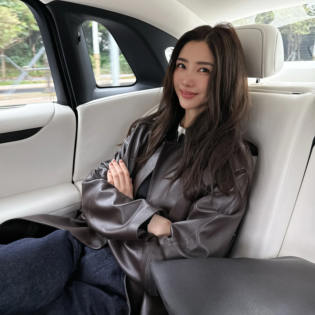 ROMI STUDIO“棕标甄选” 100%绵羊皮软糯收腰皮衣外套 RW24LWT1092