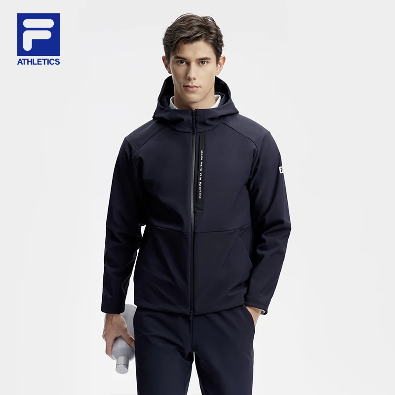 Fila/斐乐男士【防风保暖舒适】春季运动梭织连帽外套  A11M411712F