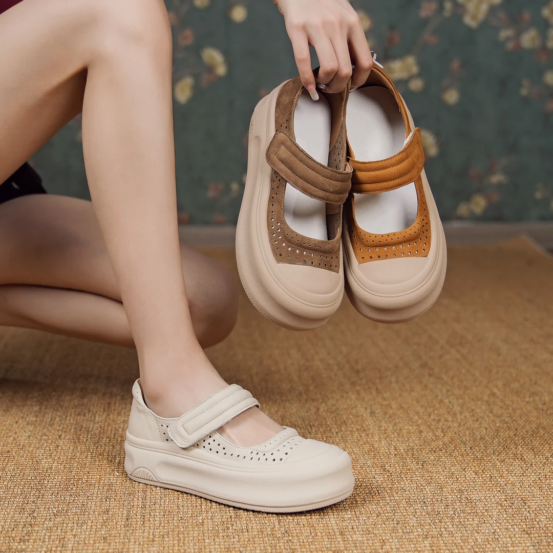 【珂卡芙】百搭软底复古鞋女款2024新款网红包头厚底休闲凉鞋 13531